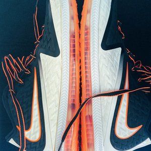 Nike Mens Field General 2 Football Training Shoes White/Black/Orange